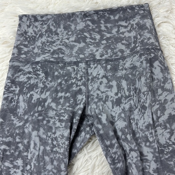 Lululemon Align Crop *21" Summer Shade Ice Grey Multi - Picture 2 of 5